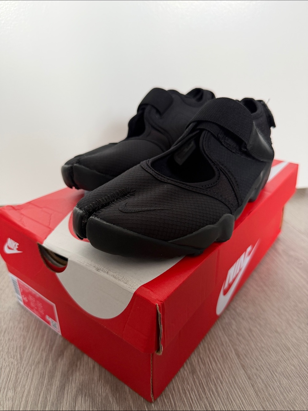 Nike Air Rift Breathe Black Size W7/M5.5